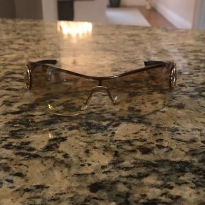 Gucci wrap sunglasses